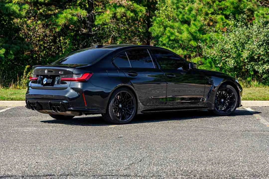 BMW M3 photo 3
