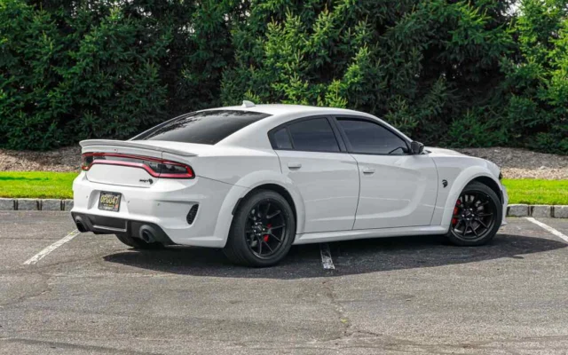 Dodge Charger Hellcat Redeye Jailbreak