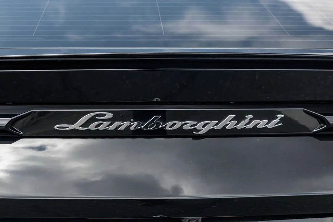 Lamborghini Urus photo 5