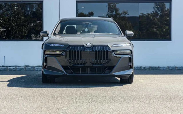BMW 760i Gray