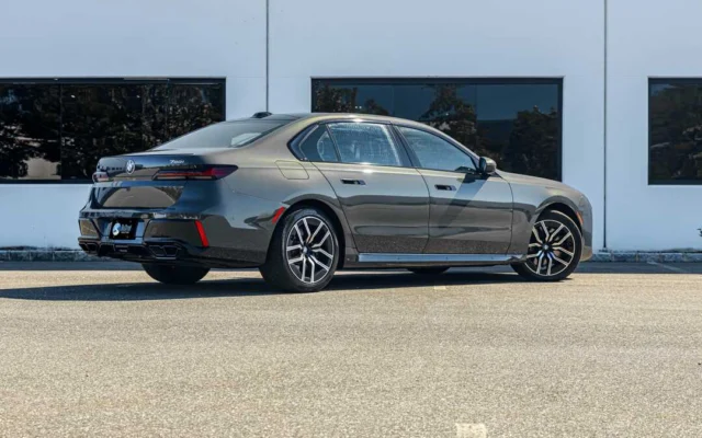 BMW 760i Gray