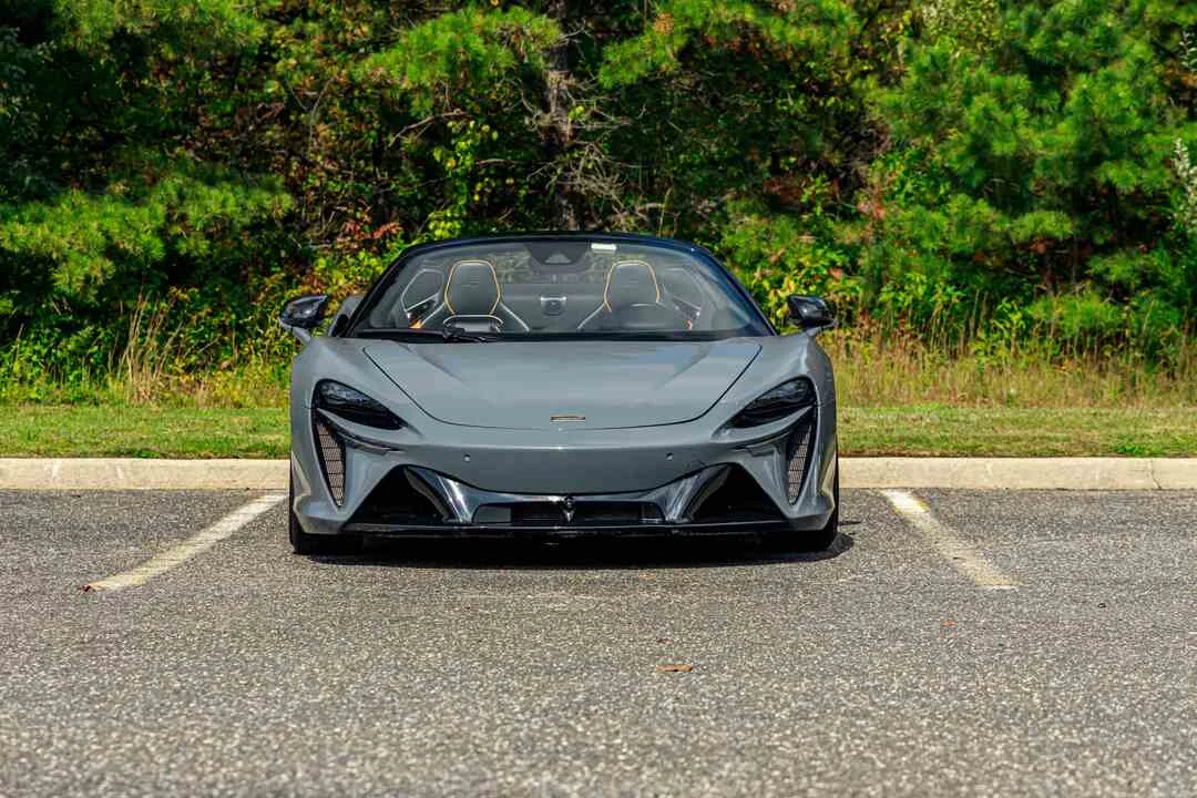 McLaren Artura Spyder photo 2