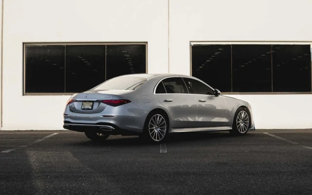 Mercedes Benz S580 Silver