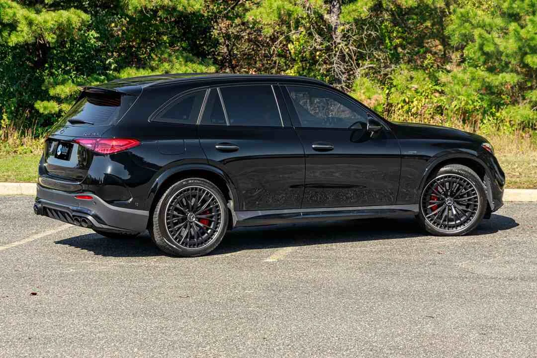 Mercedes-Benz GLC 43 AMG photo 3