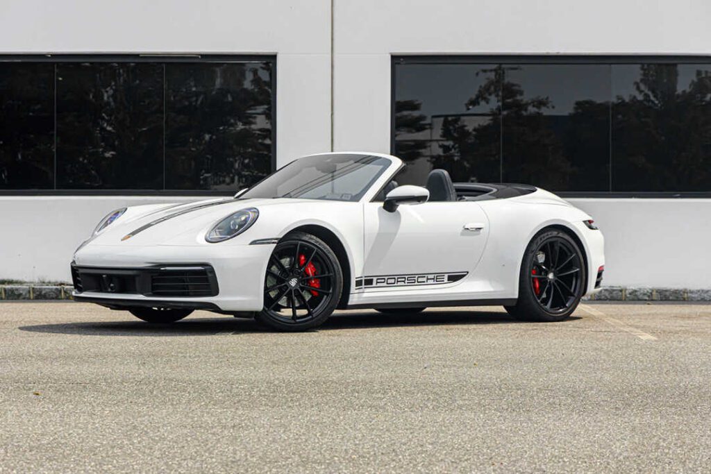 Rent a Porsche 911 Carrera S White in New York