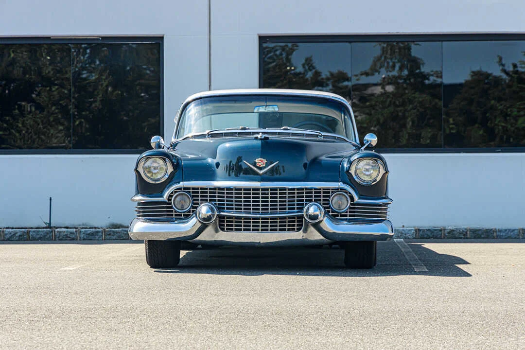 Cadillac Series 62 Coupe (1954) photo 2