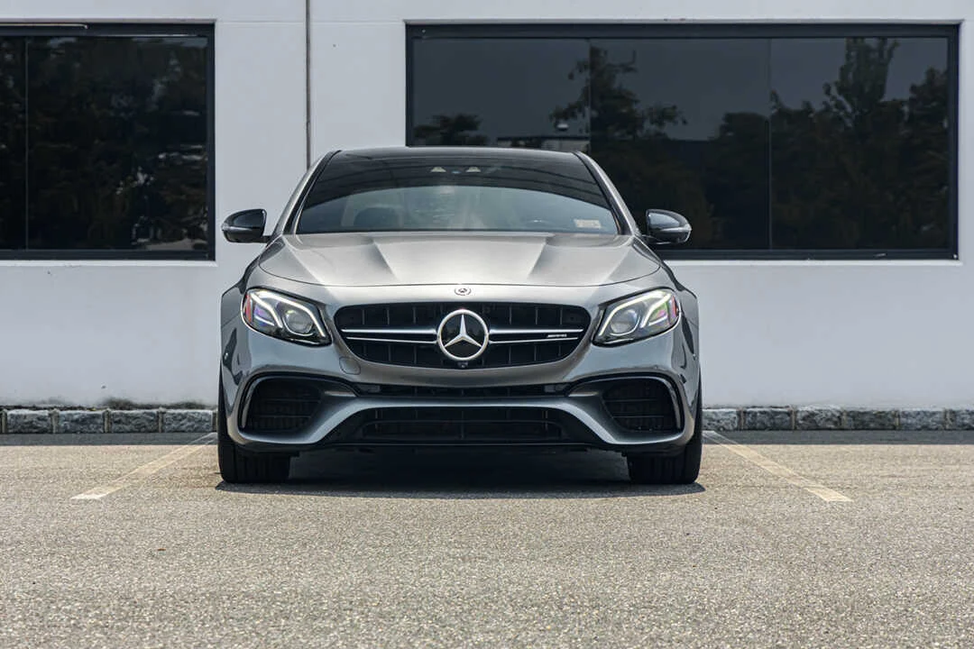 Mercedes-Benz E63S AMG photo 2