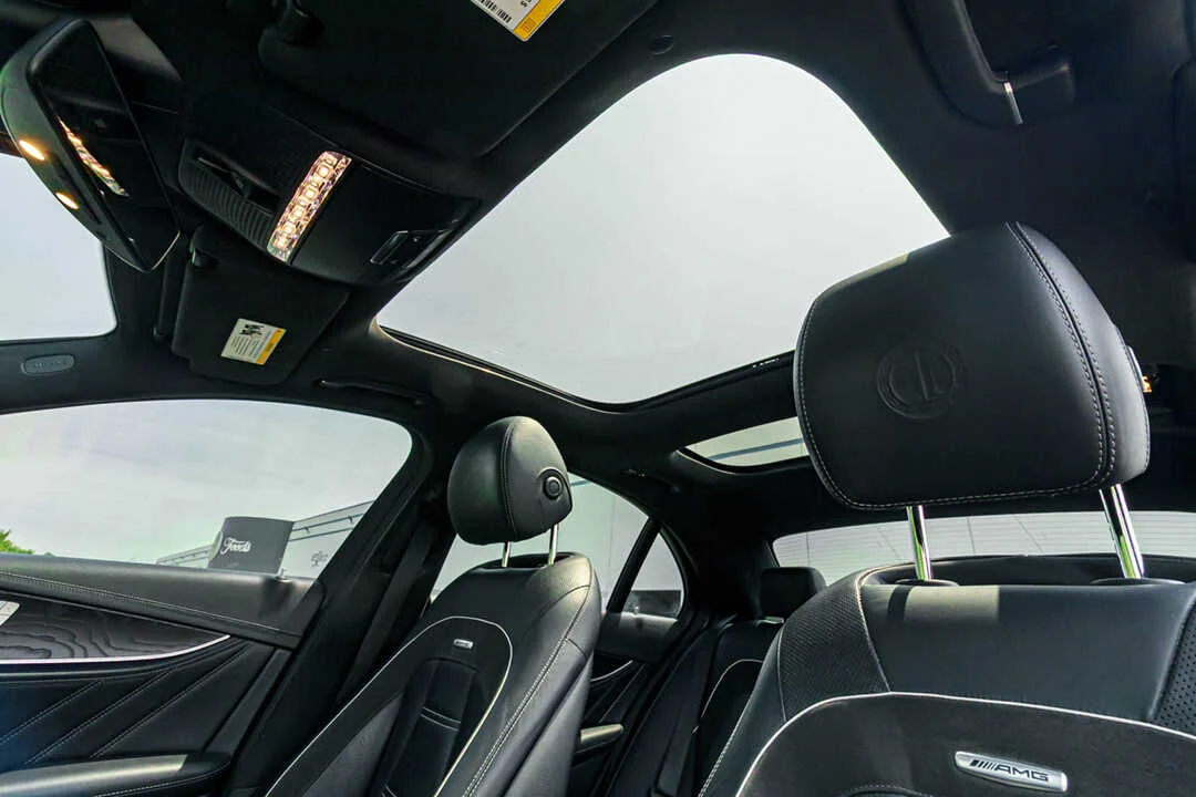 Mercedes-Benz E63S AMG photo 7