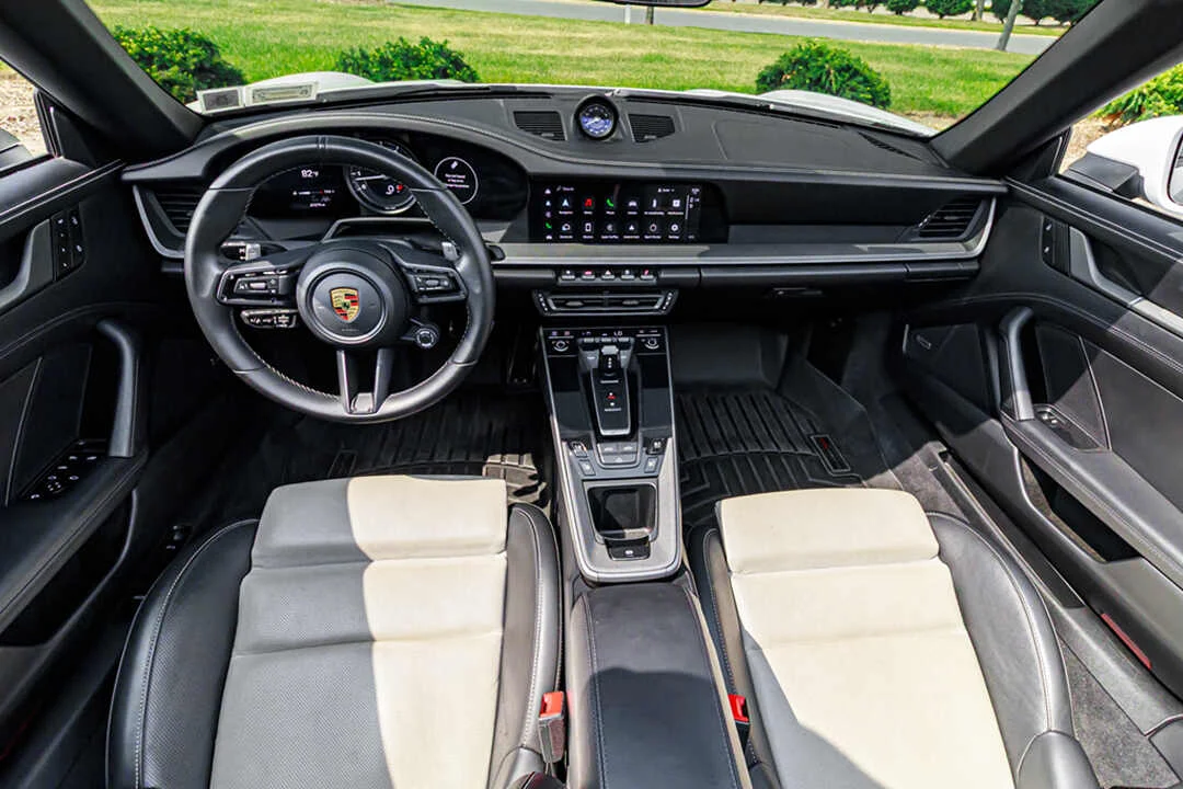 Porsche 911 Carrera S photo 5