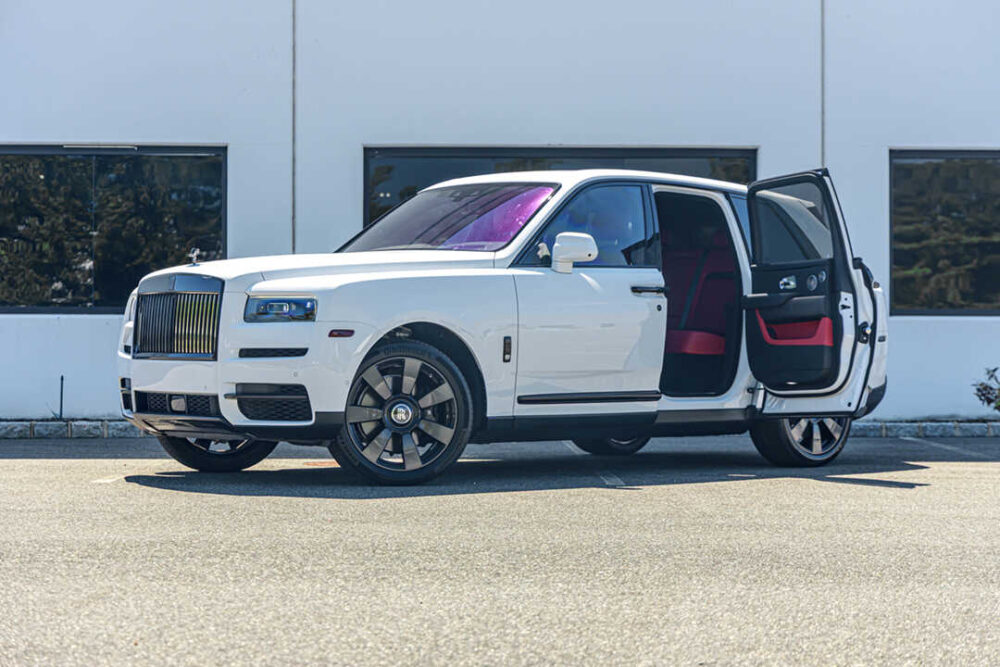Rolls-Royce Cullinan White/Red
