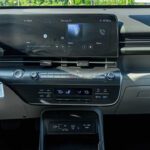 Hyundai Kona Black/White