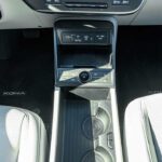 Hyundai Kona Black/White
