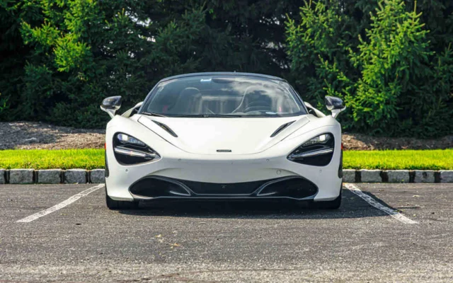McLaren 720s White