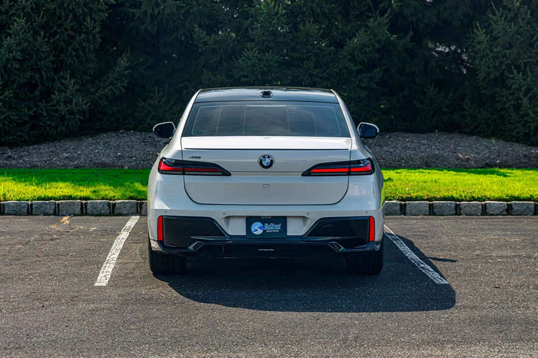 BMW 740i photo 3