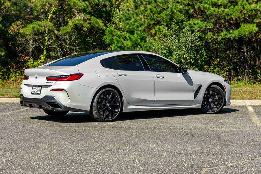 BMW M850 photo 4