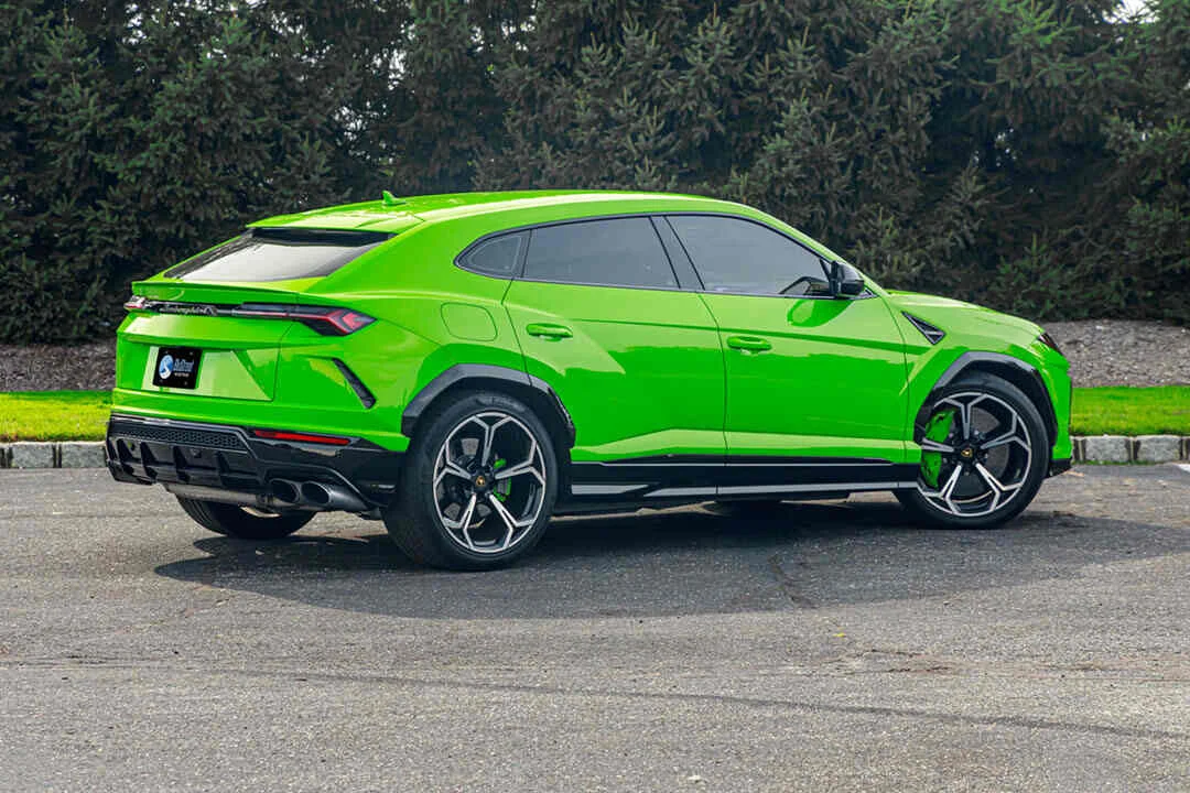 Lamborghini Urus photo 4