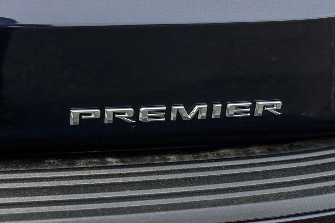 Chevrolet Chevy Tahoe Premier photo 5