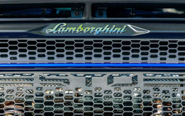 Lamborghini Huracan STO Green/Blue