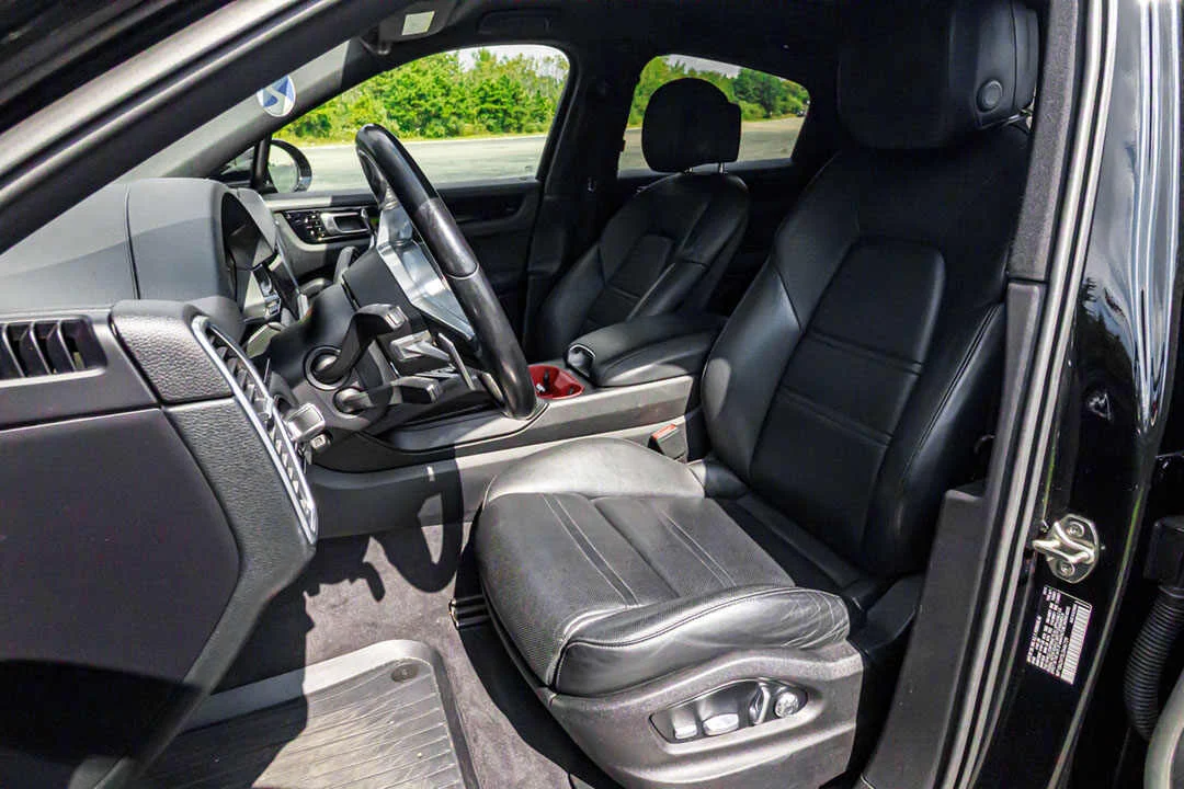 Porsche Cayenne S photo 6
