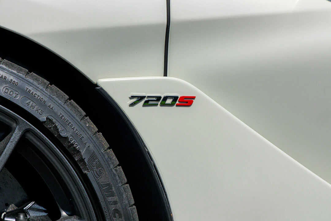 McLaren 720s photo 8