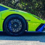 Lamborghini Huracan STO Green/Blue