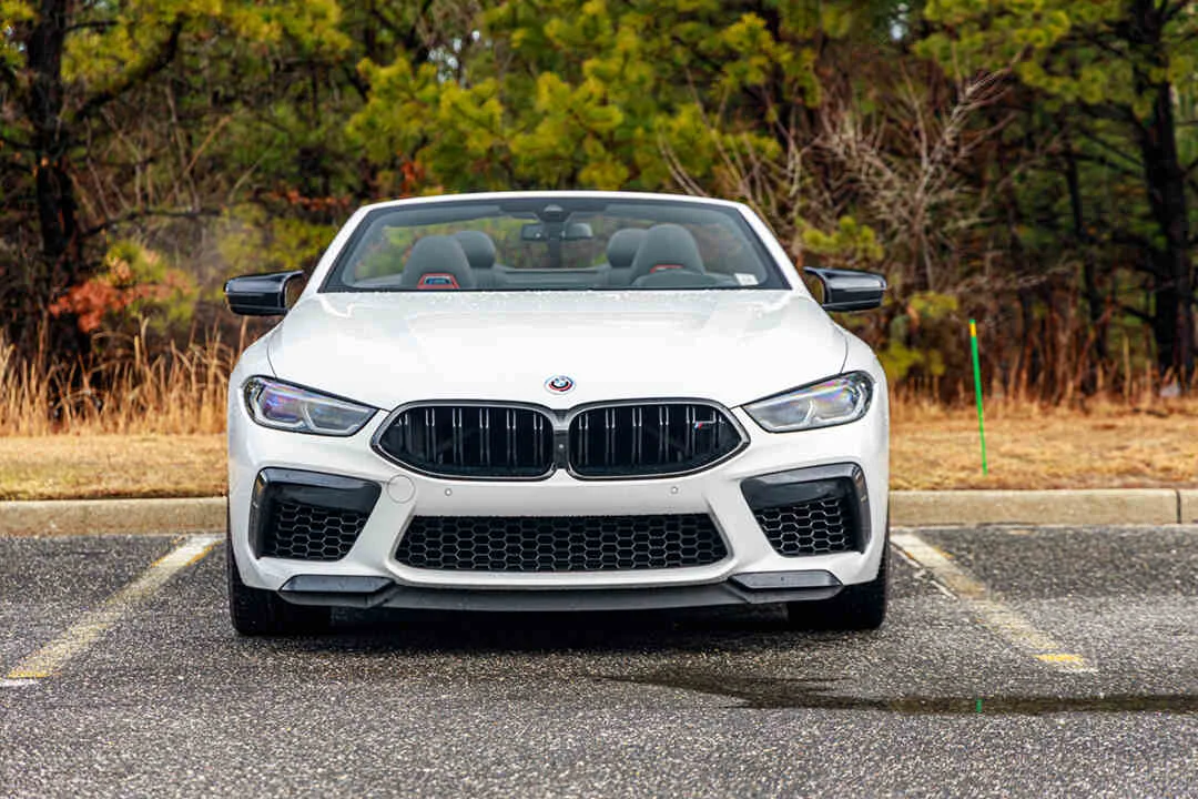 BMW M8 Competition Convertible photo 2