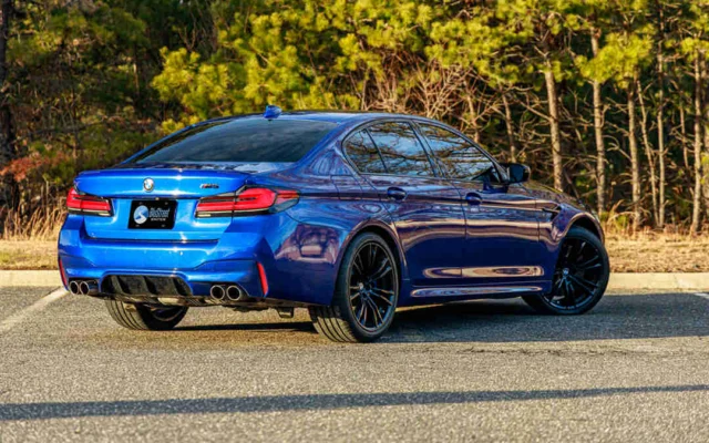 BMW F90 M5 Competition Blue