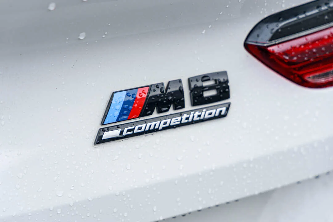 BMW M8 Competition Convertible photo 5