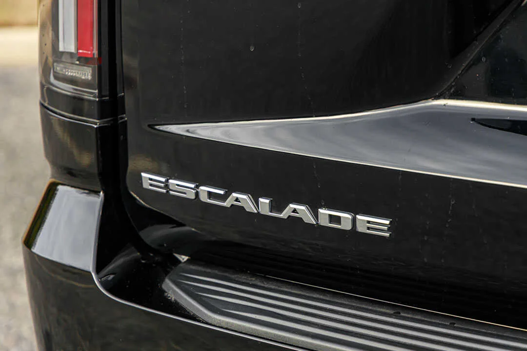 Cadillac Escalade 600 photo 5