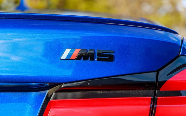 BMW F90 M5 Competition Blue