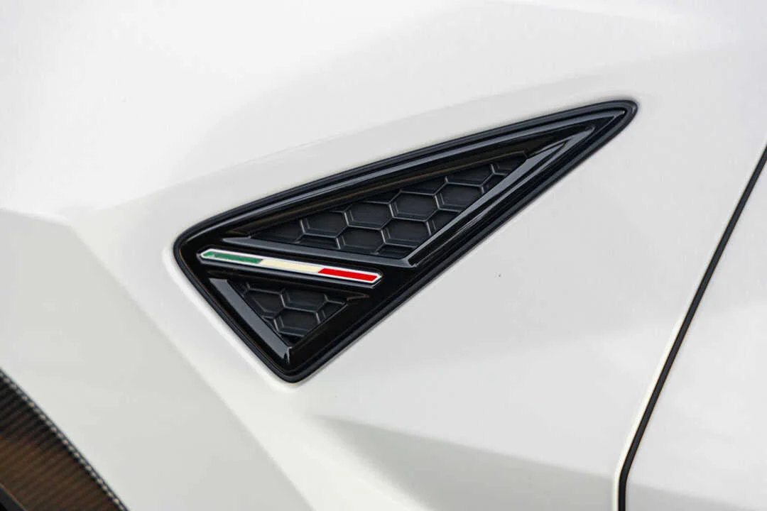Lamborghini Urus WBY photo 7