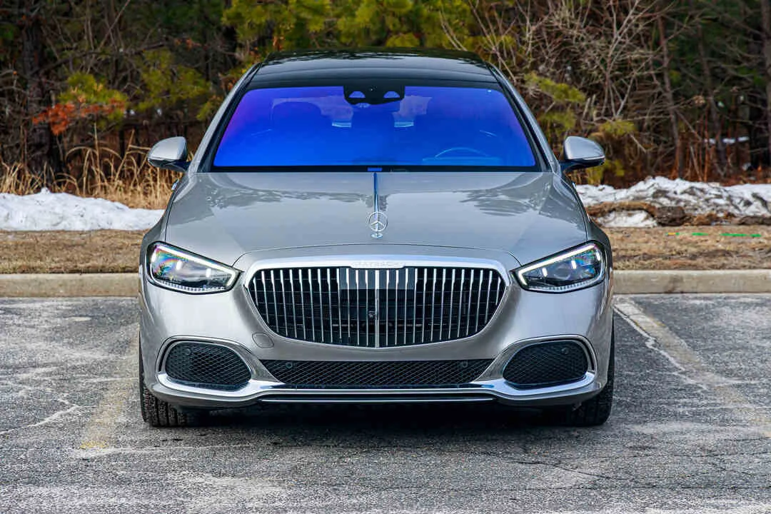 Mercedes Benz S580 Maybach Silver