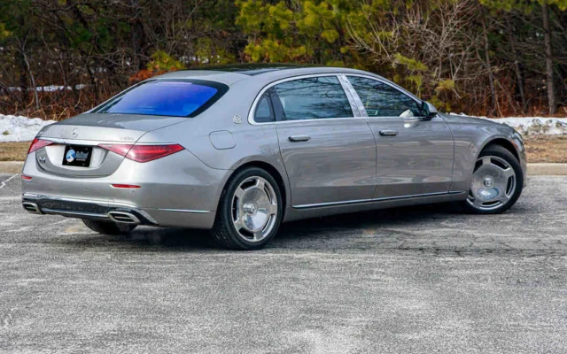 Mercedes Benz S580 Maybach Silver