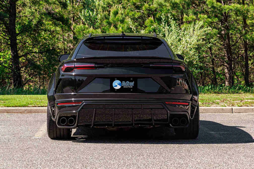 Lamborghini Urus Widebody photo 3