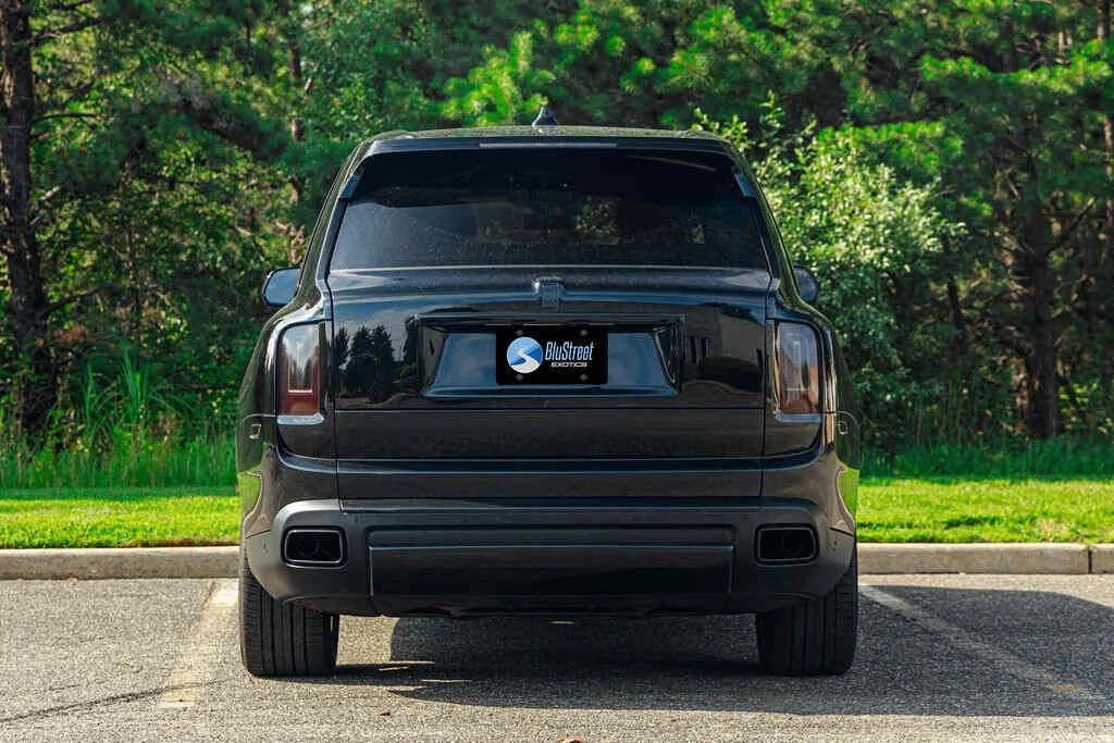 Rolls-Royce Cullinan photo 3