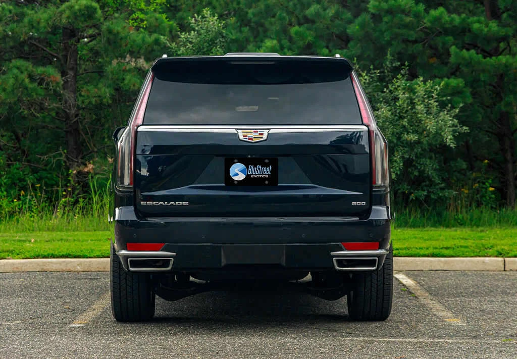 Cadillac Escalade photo 3