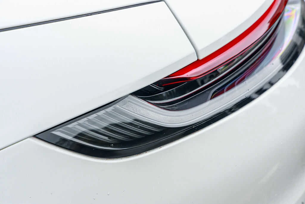 Porsche 911 photo 6