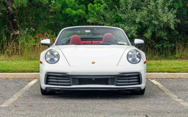 Porsche 911 White