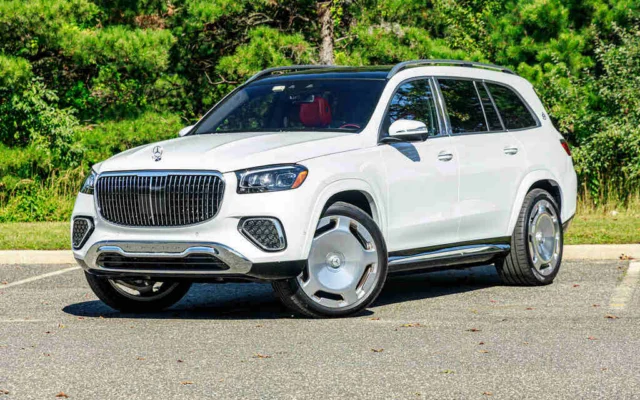 Maybach GLS 600 White
