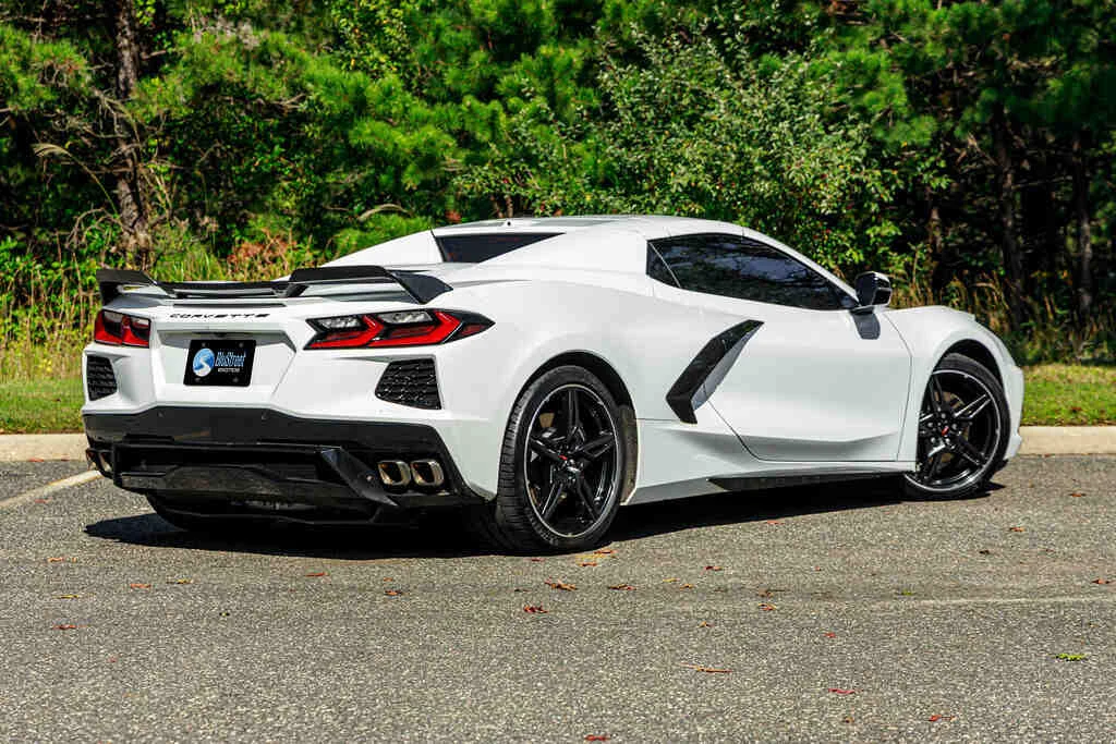 Chevrolet Corvette C8 photo 4