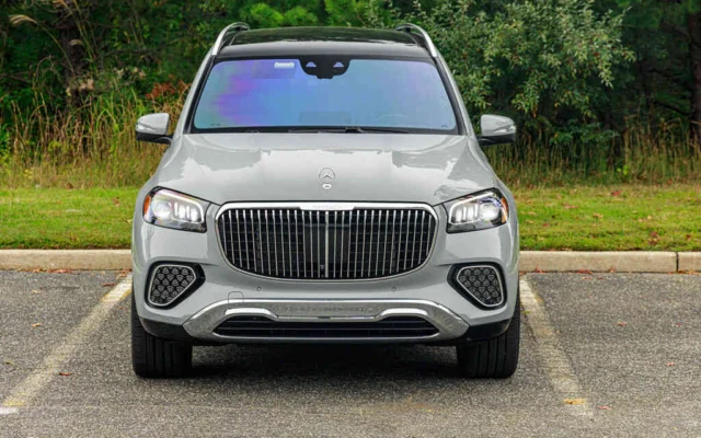 Mercedes Maybach GLS 600 Light Gray