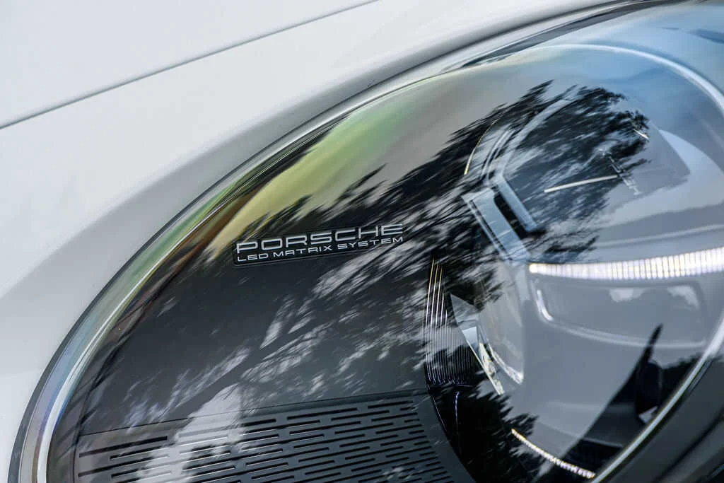 Porsche 911 photo 8