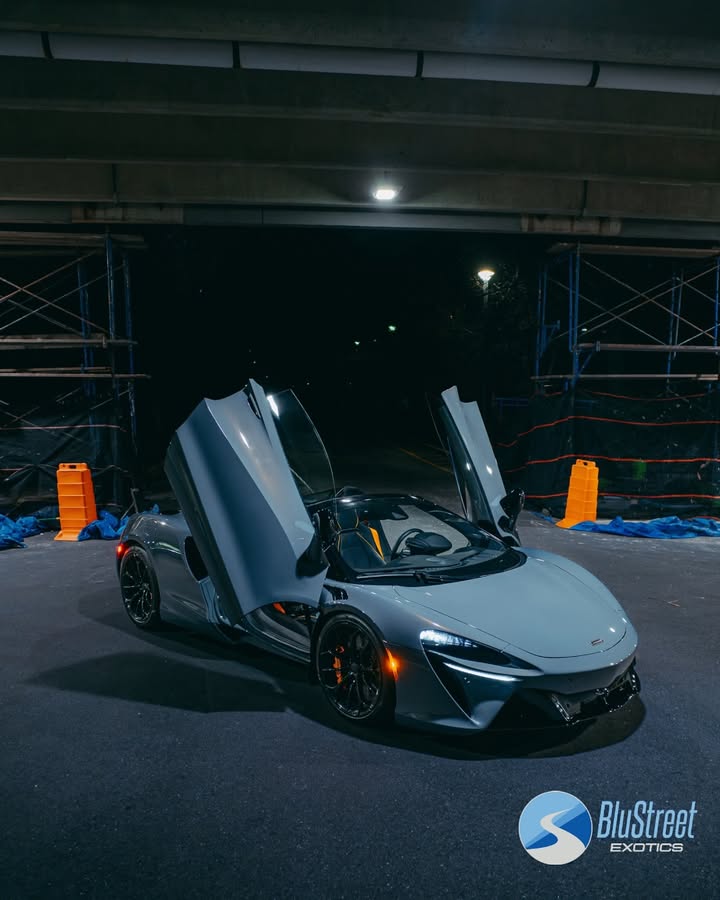Street worthy art 😍 Mclaren Artura Spyder exclusively